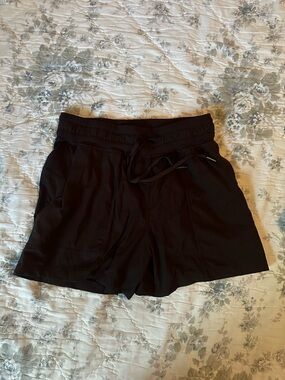 Women’s Lululemon Brown Drawstring Shorts